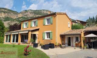 Maison 6 Pièces 144 m² à vendre à Trescléoux (05700)