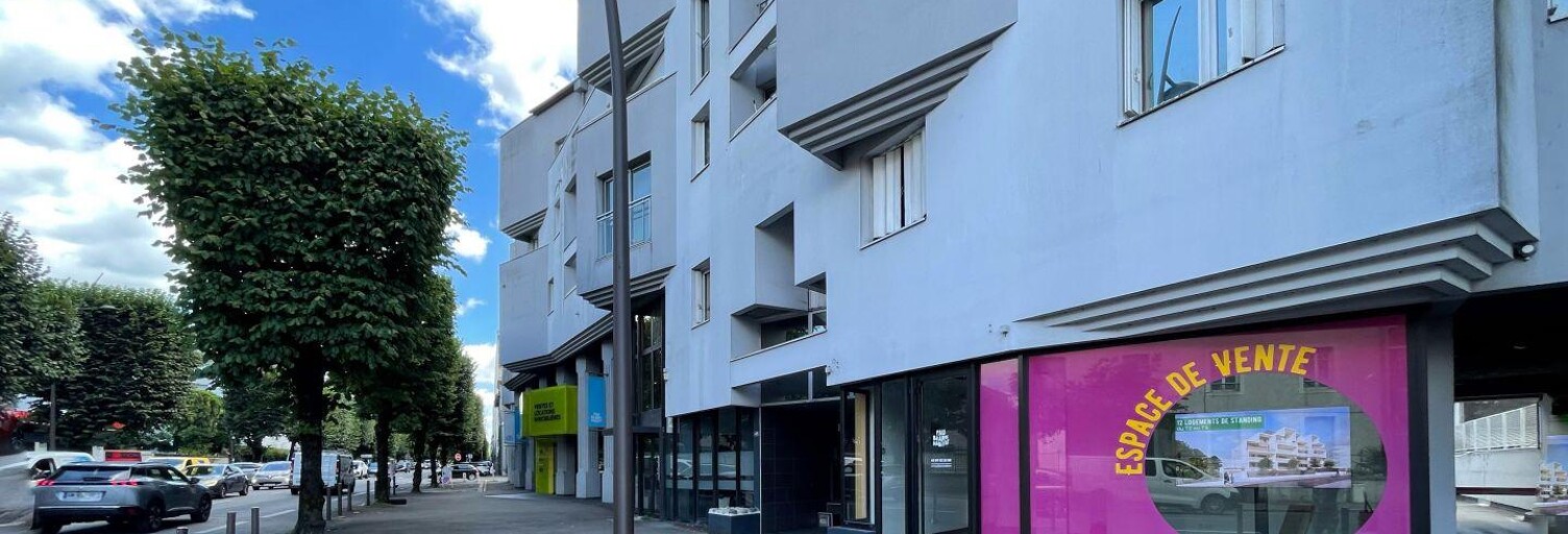 Bureau  1425 m² à vendre à Pau (64000)