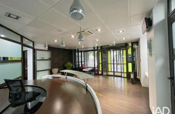Vente Bureaux 1 425 m&sup2; — photo 4