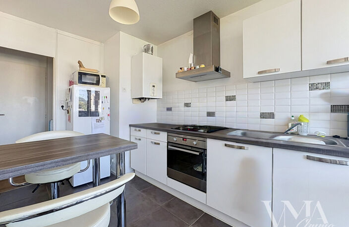 APPARTEMENT T2/T3   SAINT-ÉTIENNE   RUE PAUL RONIN — photo 2