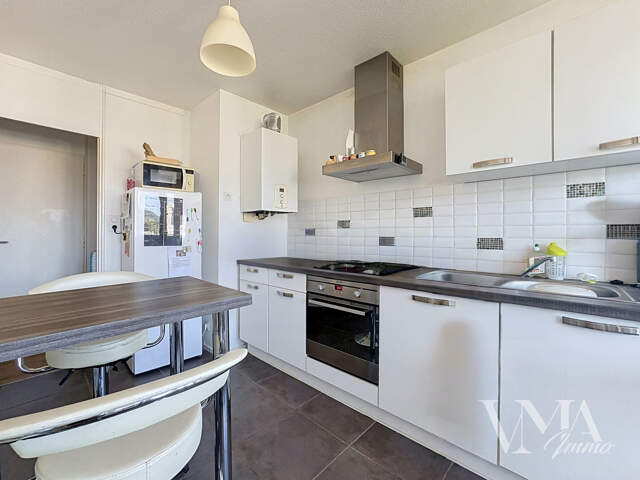 APPARTEMENT T2/T3   SAINT-ÉTIENNE   RUE PAUL RONIN — photo du bien