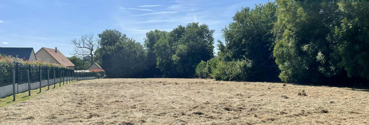 Terrain  3066 m² à vendre à Monceaux-en-Bessin (14400)