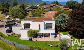 Maison 7 Pièces 166 m² à vendre à Crozet (01170)