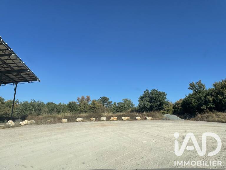 Vente Surface diverse 3 136 m&sup2; — photo 1