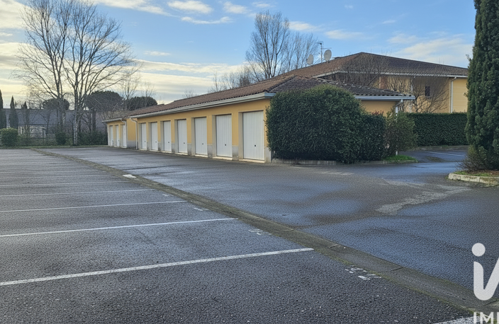 Vente Garage 17 m&sup2; — photo 2