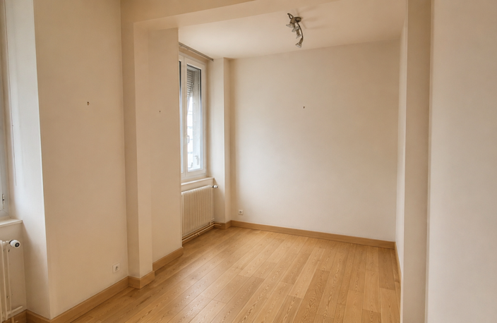 Vente Boutique/Local commercial 60 m&sup2; — photo 2