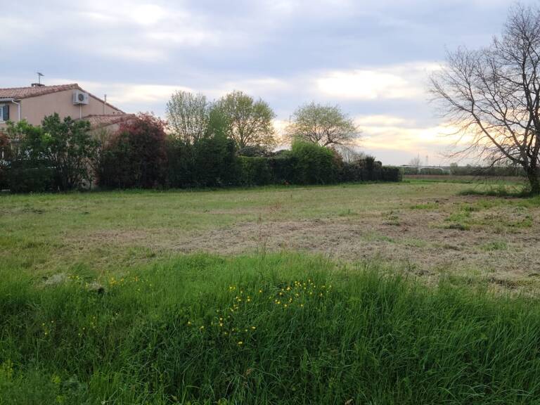 Vente Terrain 2 000 m&sup2; — photo 1