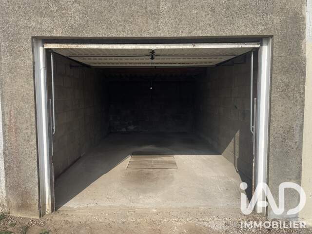 Vente Garage 19 m&sup2; — photo du bien