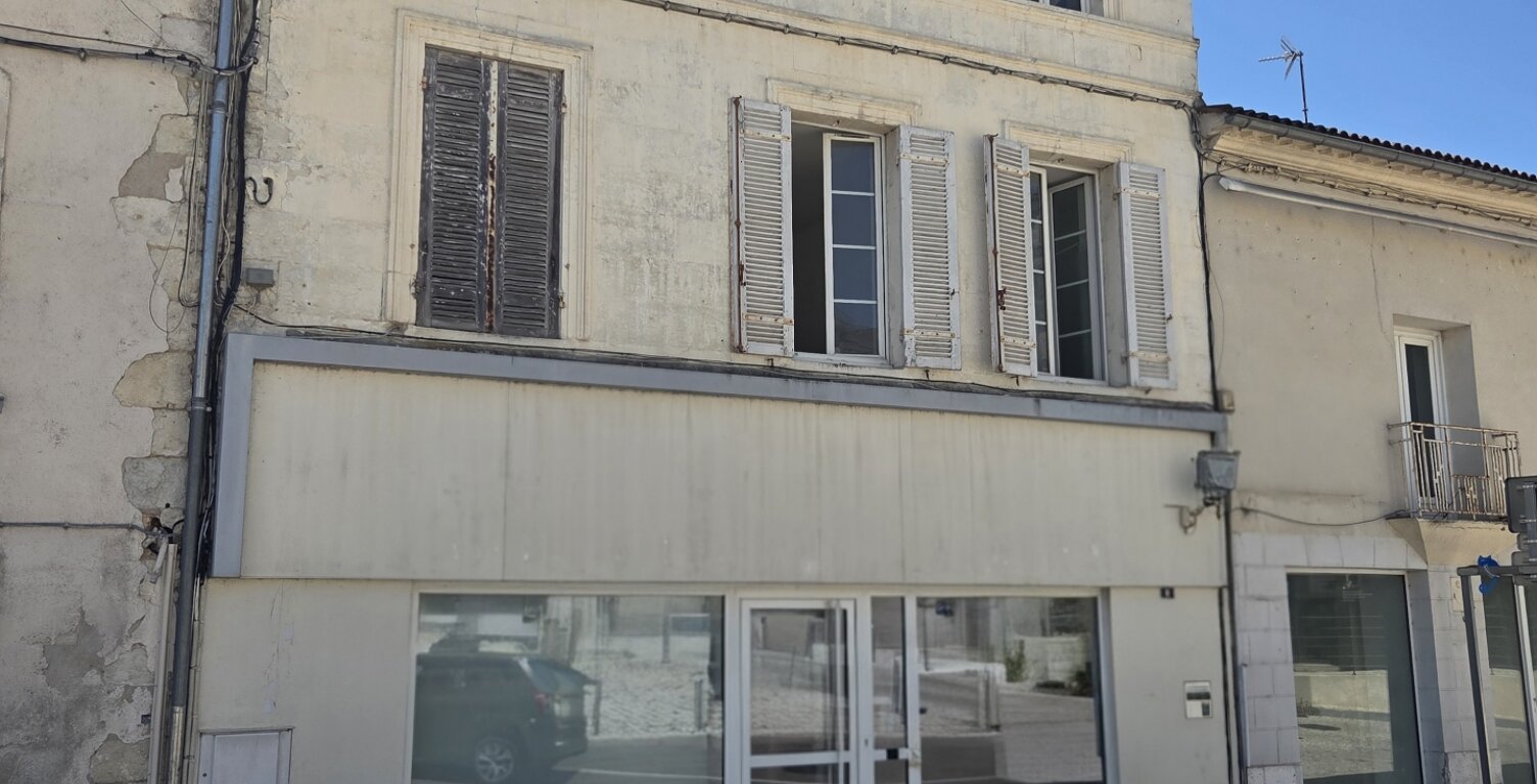 Vente Immeuble 131 m&sup2; — photo 1