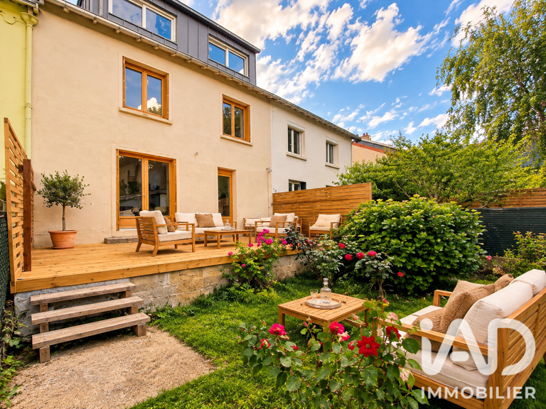 Vente Maison traditionnelle 8 pièces — photo 1
