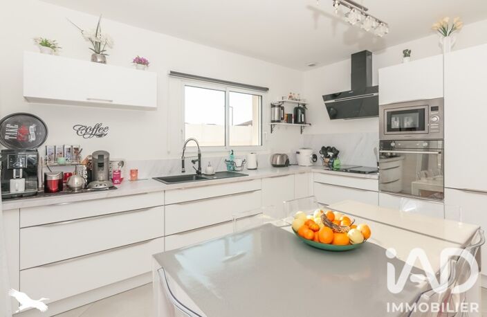 Vente Maison/villa 4 pièces — photo 2