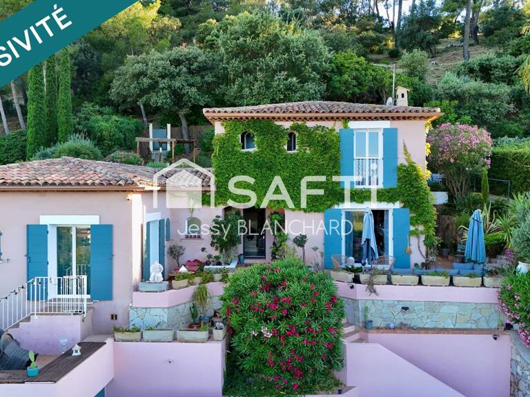 HYERES - VILLA T6 VUE MER - A VENDRE — photo 1