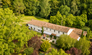 Maison 7 Pièces 196 m² à vendre à Montendre (17130)
