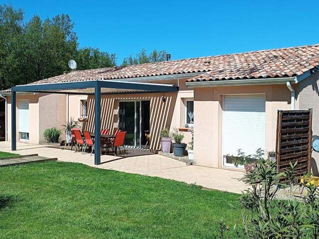 Rare à Montauban  Maison 4 chambres, piscine, grand terrain, sans vis-à-vis — photo du bien