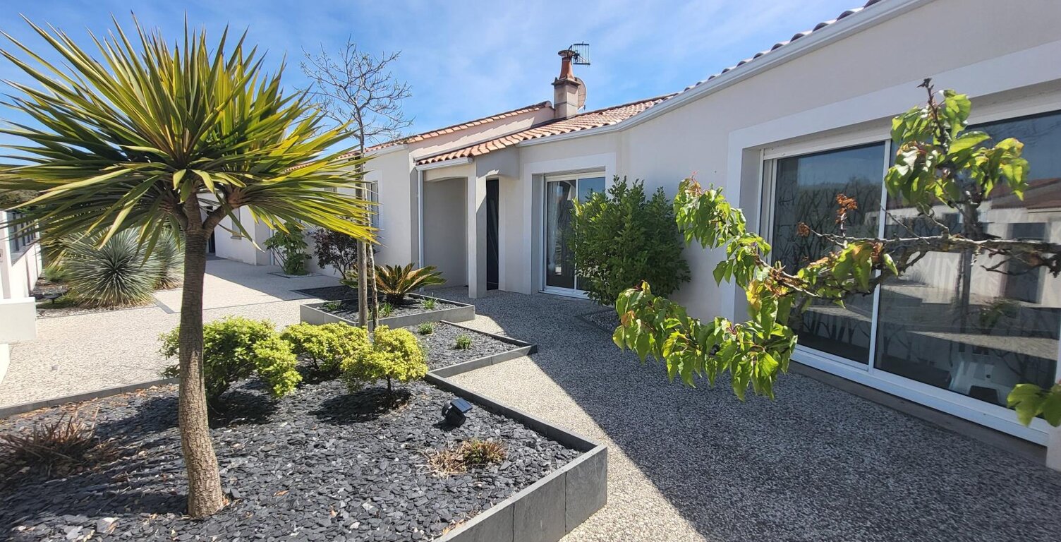 Maison à deux pas de la mer. — photo 1