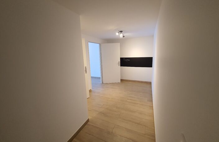 Bureau — photo 4