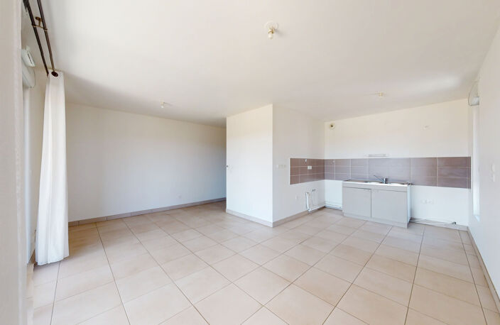 APPARTEMENT T3 Á VENDRE BEAUZELLE — photo 2