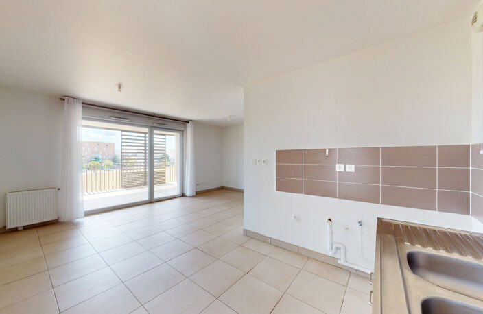 APPARTEMENT T3 Á VENDRE BEAUZELLE — photo 4