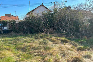 Terrain  210000 €