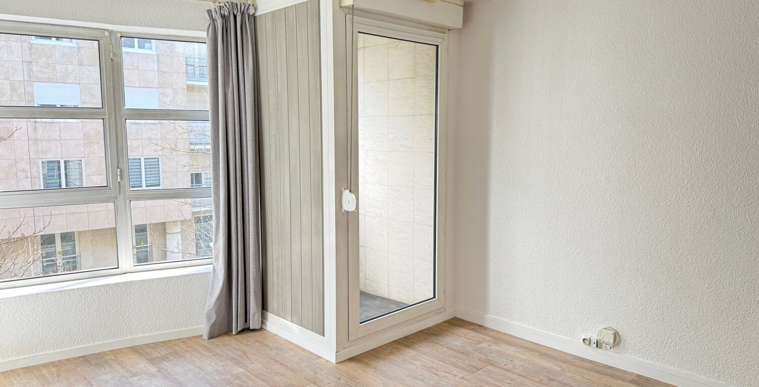 A LOUER LE MANS CENTRE-VILLE STUDIO AVEC BALCON — photo 1