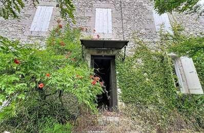Maison en pierre de 7 pièces principales — photo du bien