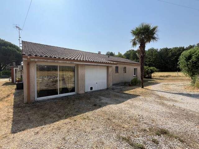 Villa de 4 pièces principales — photo du bien