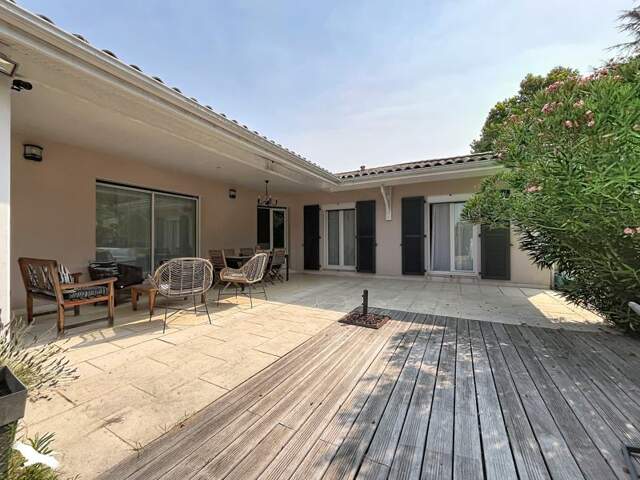 Contemporaine de 5 pièces principales — photo du bien