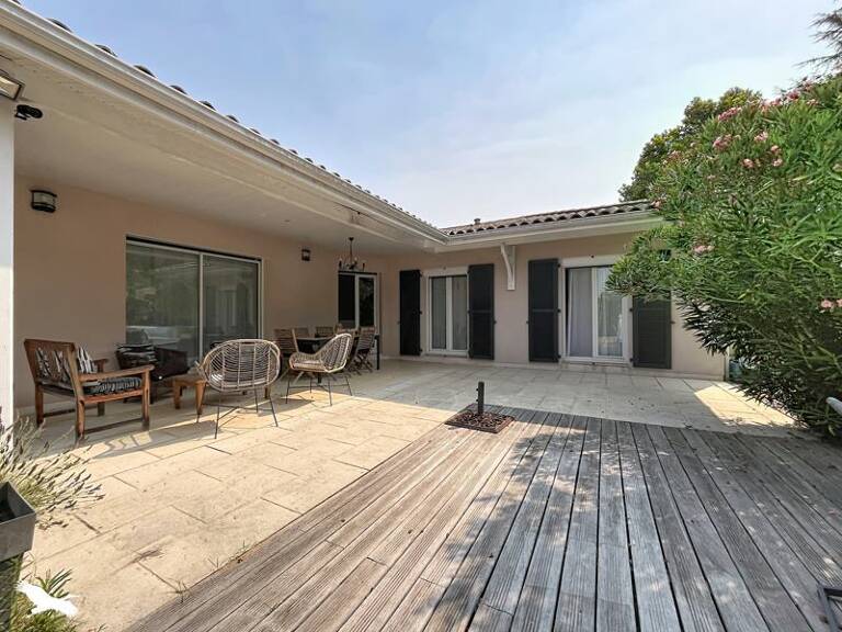 Contemporaine de 5 pièces principales — photo 1