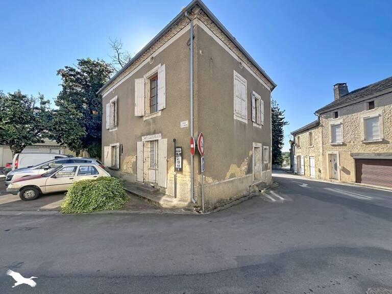 Maison de bourg de 5 pièces principales — photo 1