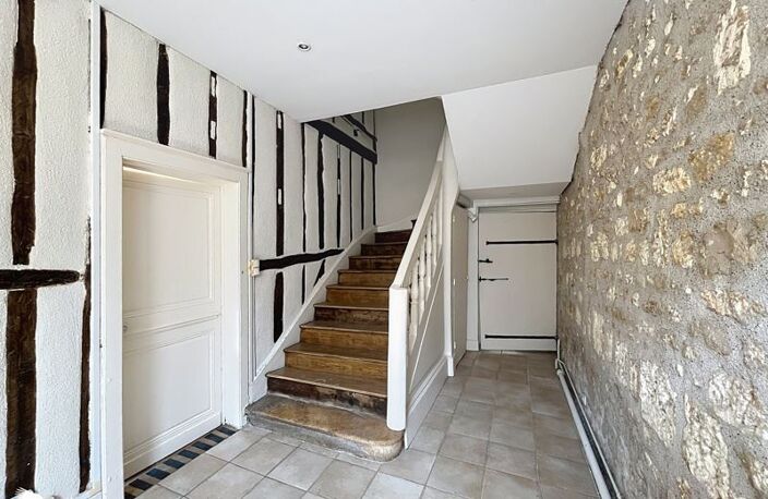 Maison de ville de 6 pièces principales — photo 3