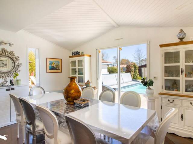 Contemporaine de 5 pièces principales — photo du bien