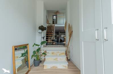 Maison en pierre de 3 pièces principales — photo du bien