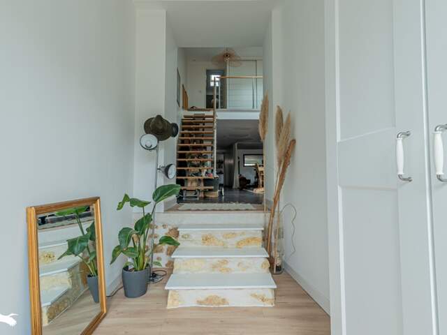 Maison en pierre de 3 pièces principales — photo du bien