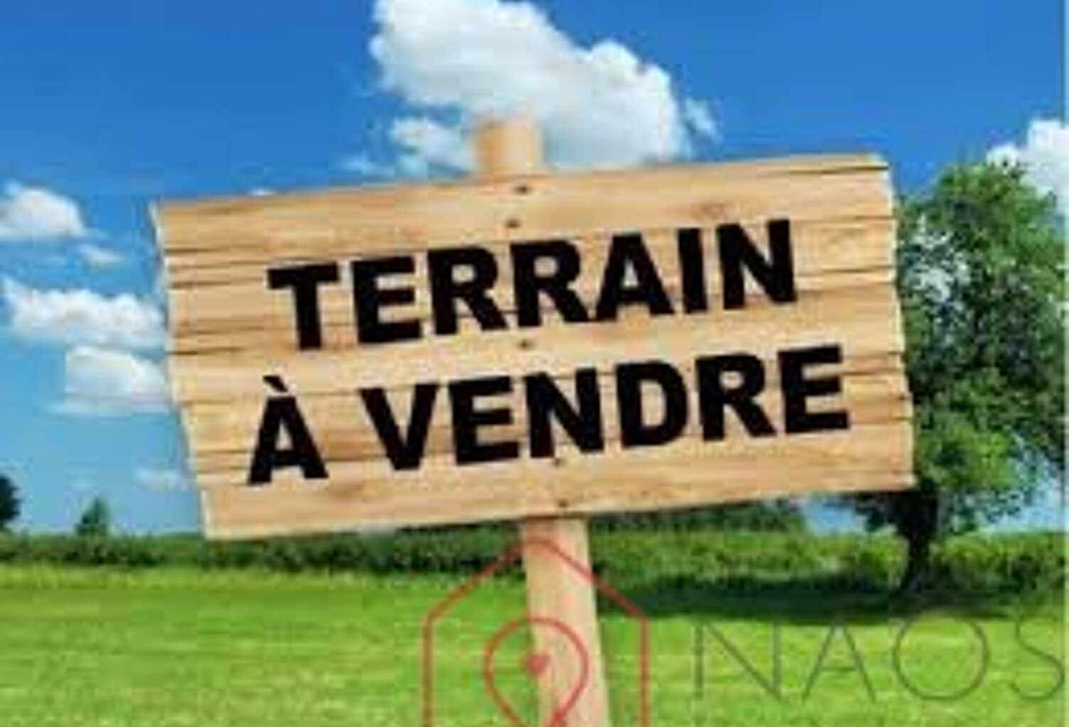 TERRAIN 562 m2 MAUVES SUR LOIRE CENTRE  — photo 1