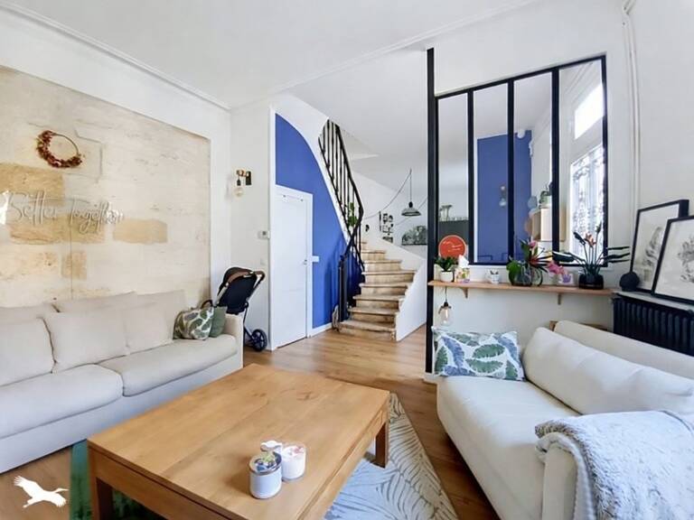 Maison en pierre de 3 pièces principales — photo 1