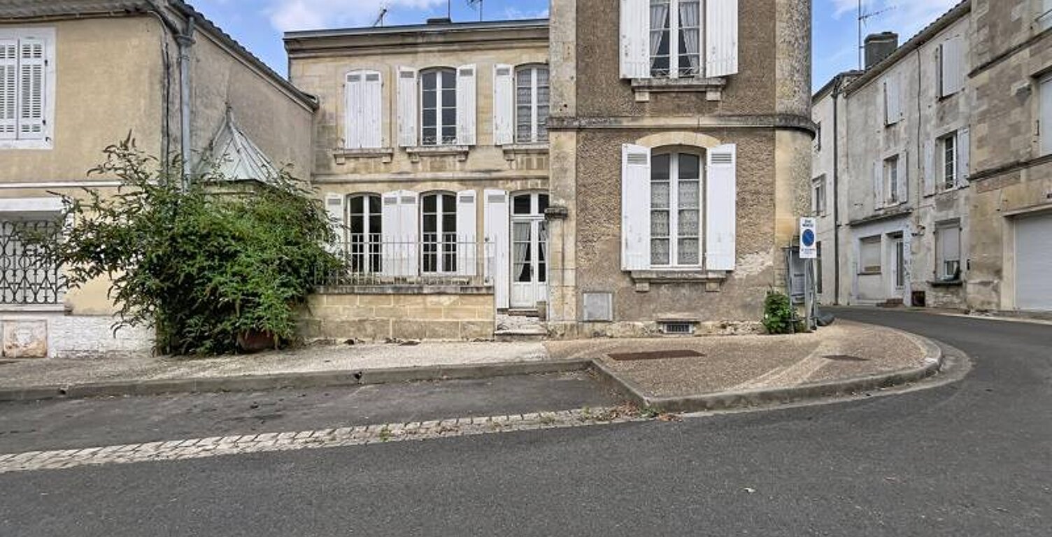 Maison de ville de 5 pièces principales — photo 1