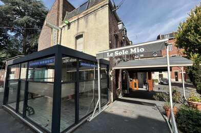 Commerce  885 €