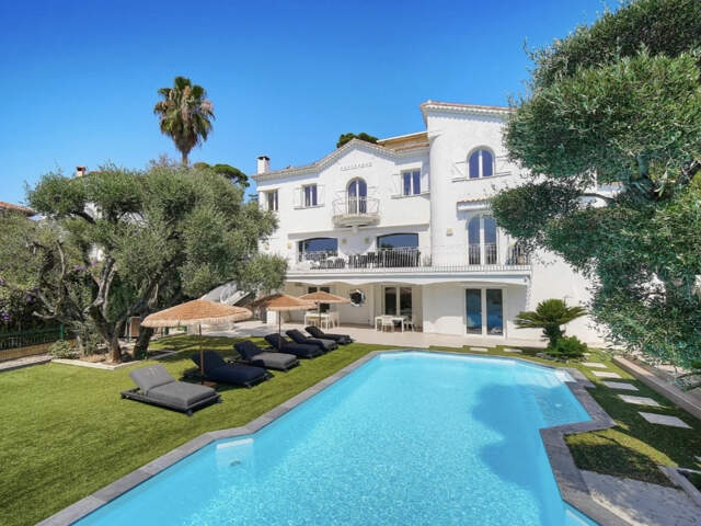 CANNES BASSE CALIFORNIE VILLA 6 CHAMBRES PISCINE PROCHE CROI — photo du bien