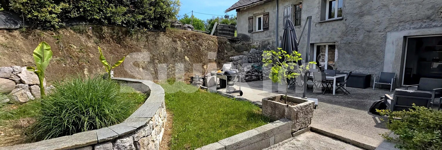 Maison 8 Pièces 141 m² à vendre à Entrelacs (73410)