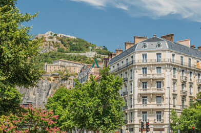 Appartement 4 pièces 330000 €