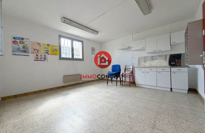 Immobilier Professionnel à louer Laudun-l'Ardoise — photo 3
