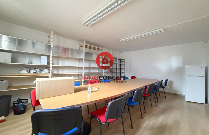 Immobilier Professionnel à louer Laudun-l'Ardoise — photo 4