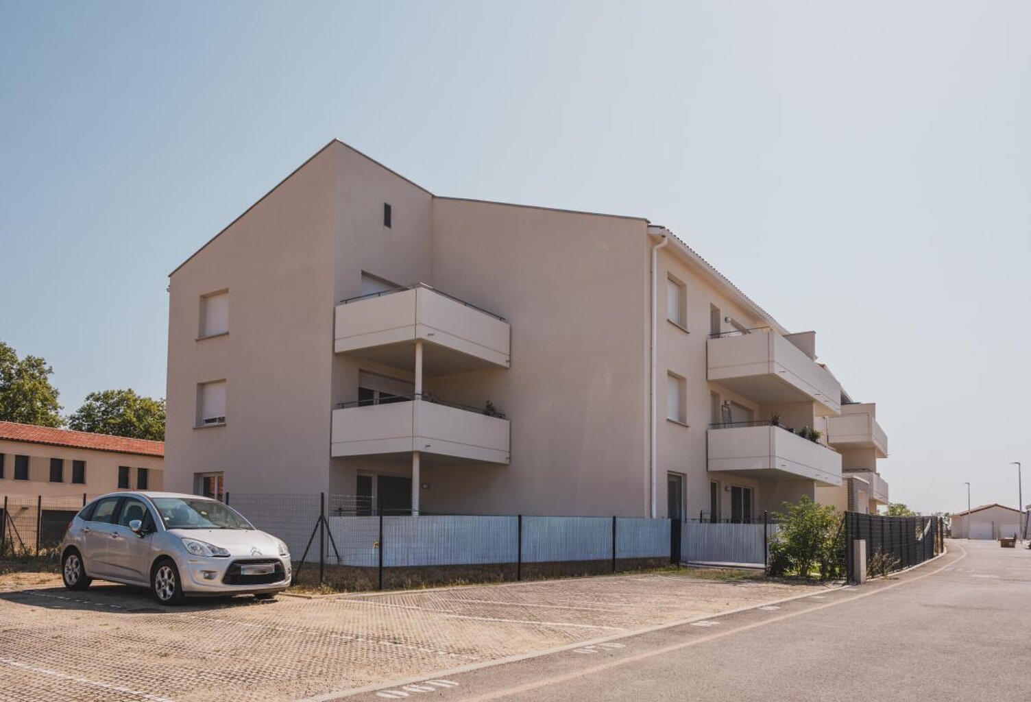 Appartement T3 de 60 m² – Résidence récente de 2024 – Vue imprenable sur les Pyrénées — photo 1