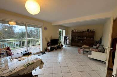 Appartement 5 pièces 640 €