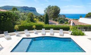 Maison 6 Pièces 328 m² à louer à Cassis (13260)