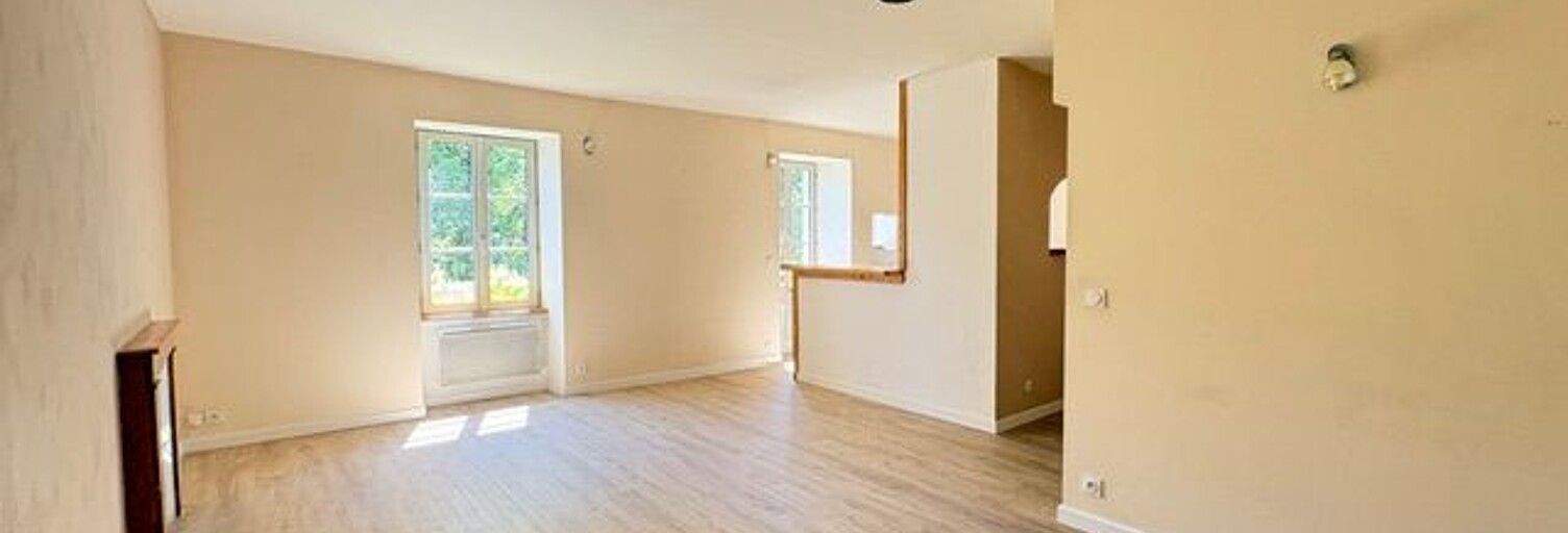 Appartement 2 Pièces 70 m² à louer à Marcillac-Vallon (12330)