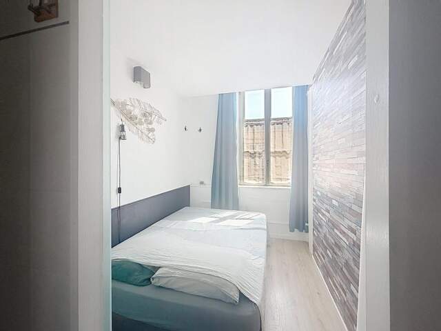 T2 À Vendre La Rochelle Centre Historique — photo du bien