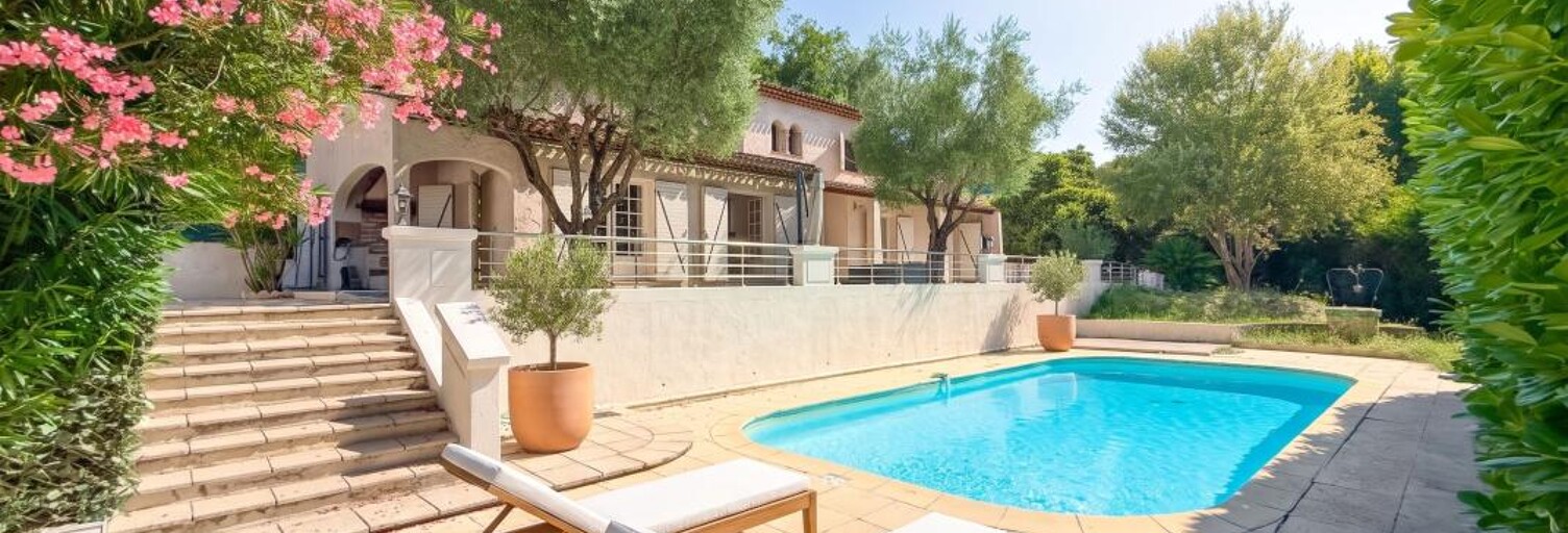 Maison 5 Pièces 223 m² à vendre à La Colle-sur-Loup (06480)