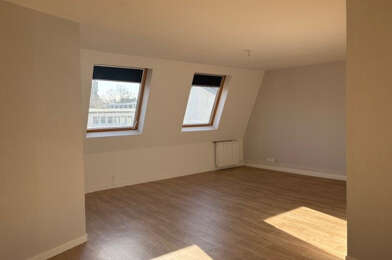 Appartement 3 pièces 548 €