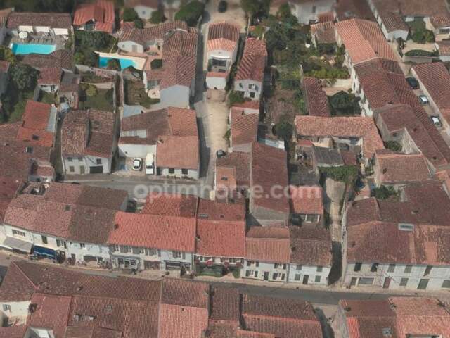 Ensemble immobilier sur terain de 600m2 - LE BOIS PLAGE EN RE (17) — photo du bien